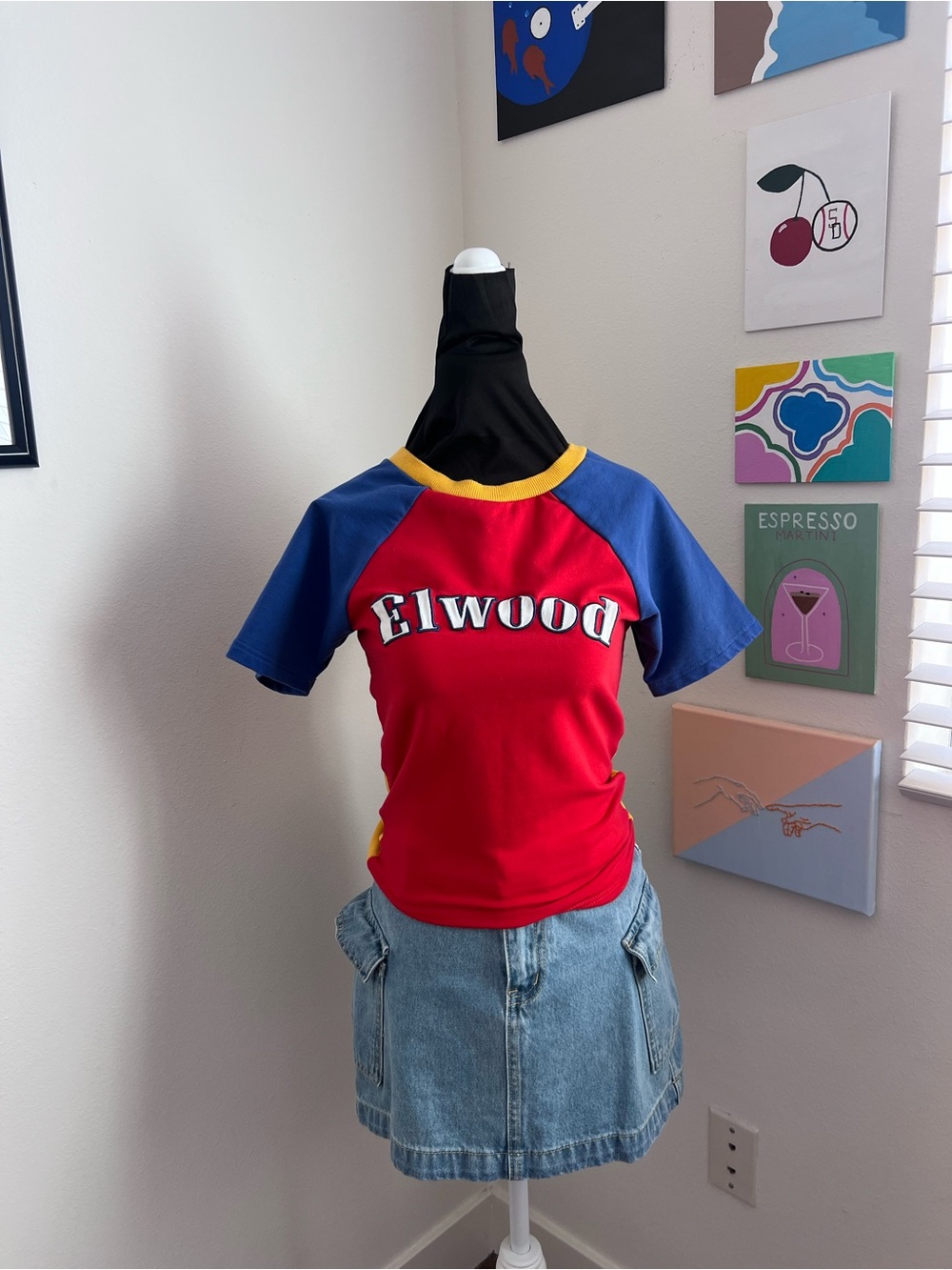 Elwood Colorblock Raglan Baby Tee – Red Blue Yellow Graphic Skater T-Shirt